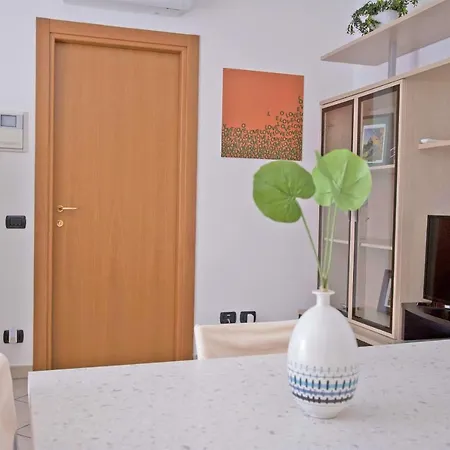 Mentana Garden Como Centro By Logicasa 아파트